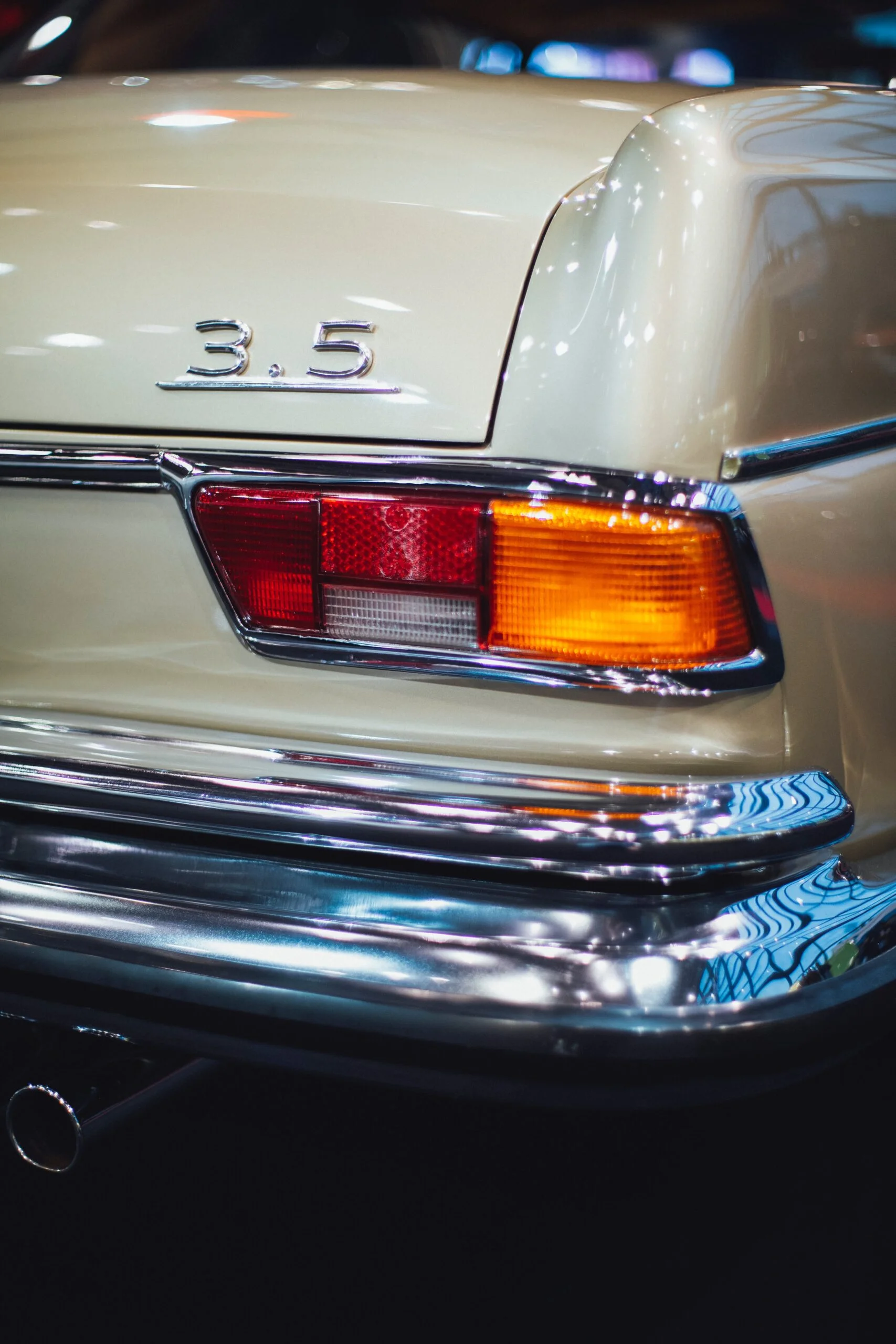 Mercedes2